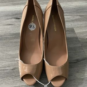 Marc Fisher open toe nude shoe heels